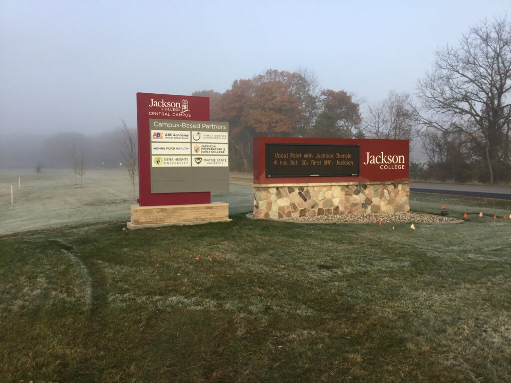 Jackson College monument sign with electronic message center in Jackson, MI