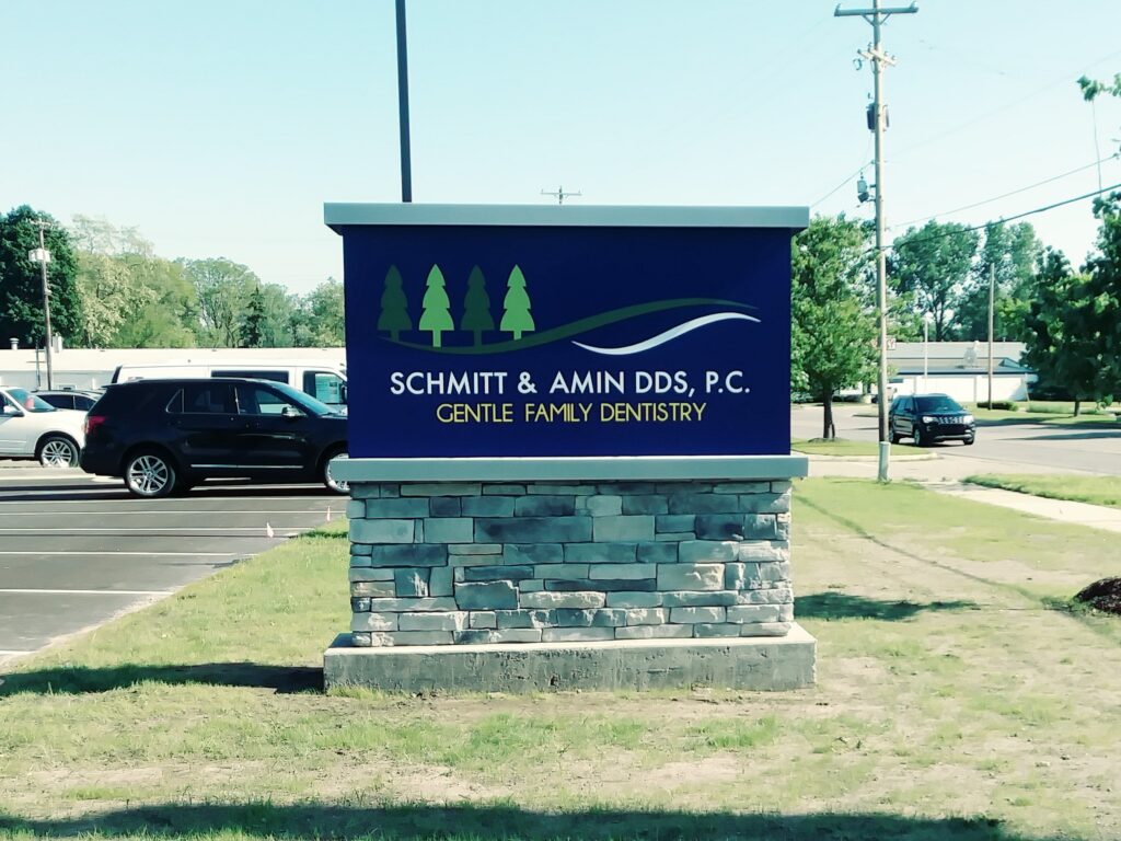 Gentle Family Dentistry monument sign in Brooklyn, MI