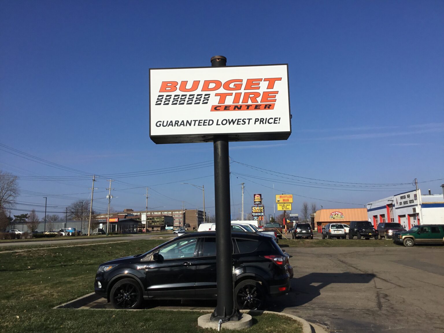 Budget Tire Center Holt, MI Johnson Sign Company