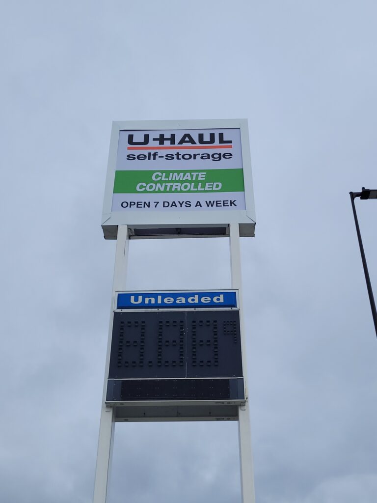 U-Haul pylon sign in Manistee, MI